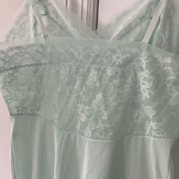 Vintage 60’s Vanity Fair Made in USA Mint Green Slip - Picture 6 of 16
